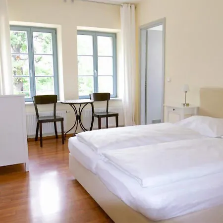 Hofgarten 1824 Garni Hotel Dresden