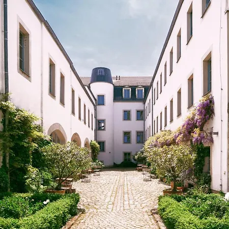 Hofgarten 1824 Garni Hotel 3*