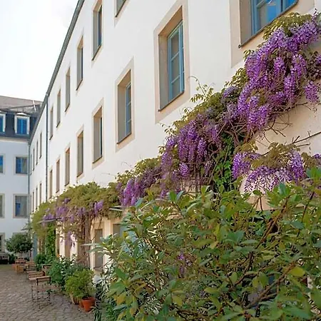 Hofgarten 1824 Garni Hotell 3*