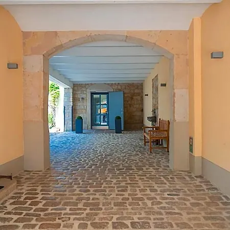 Hotell Hofgarten 1824 Garni 3*