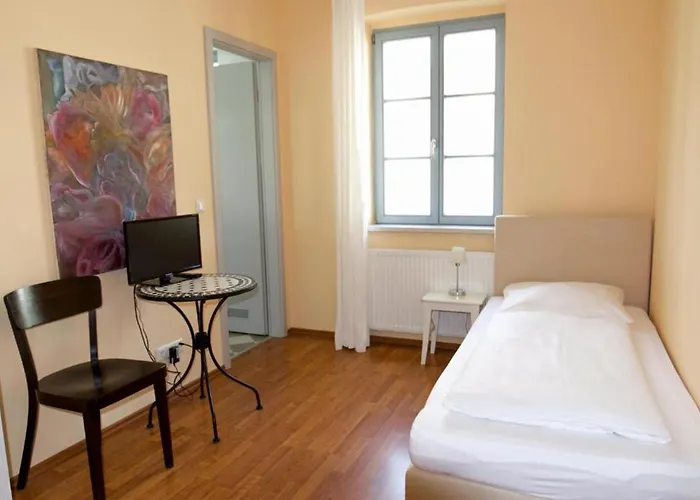 Hofgarten 1824 Garni